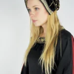 Noble gorro de terciopelo "Elaine" Negro/Oro