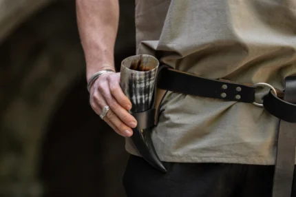 Cuerno Para Beber Vikingo "Odin" - Aprox. 0,9 Litros De Capacidad