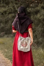 Bolso con bordado vikingo "Tora" Natural - Imagen 17