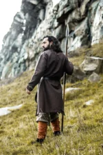 Túnica vikinga "Freki" con bordado a mano Marrón - Imagen 8